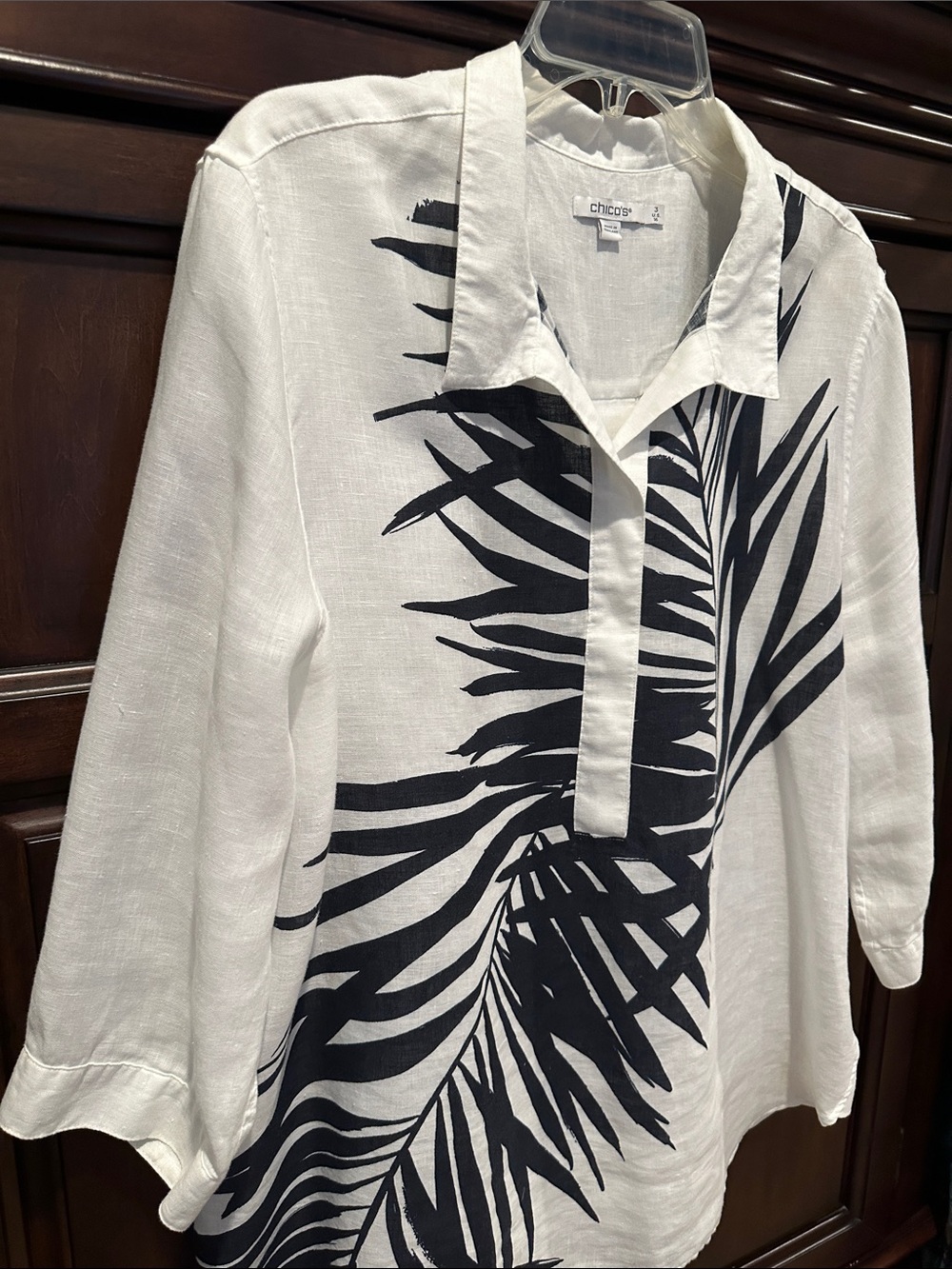 Chico's Men's White Shirt with Black Tropical Leaf Print
